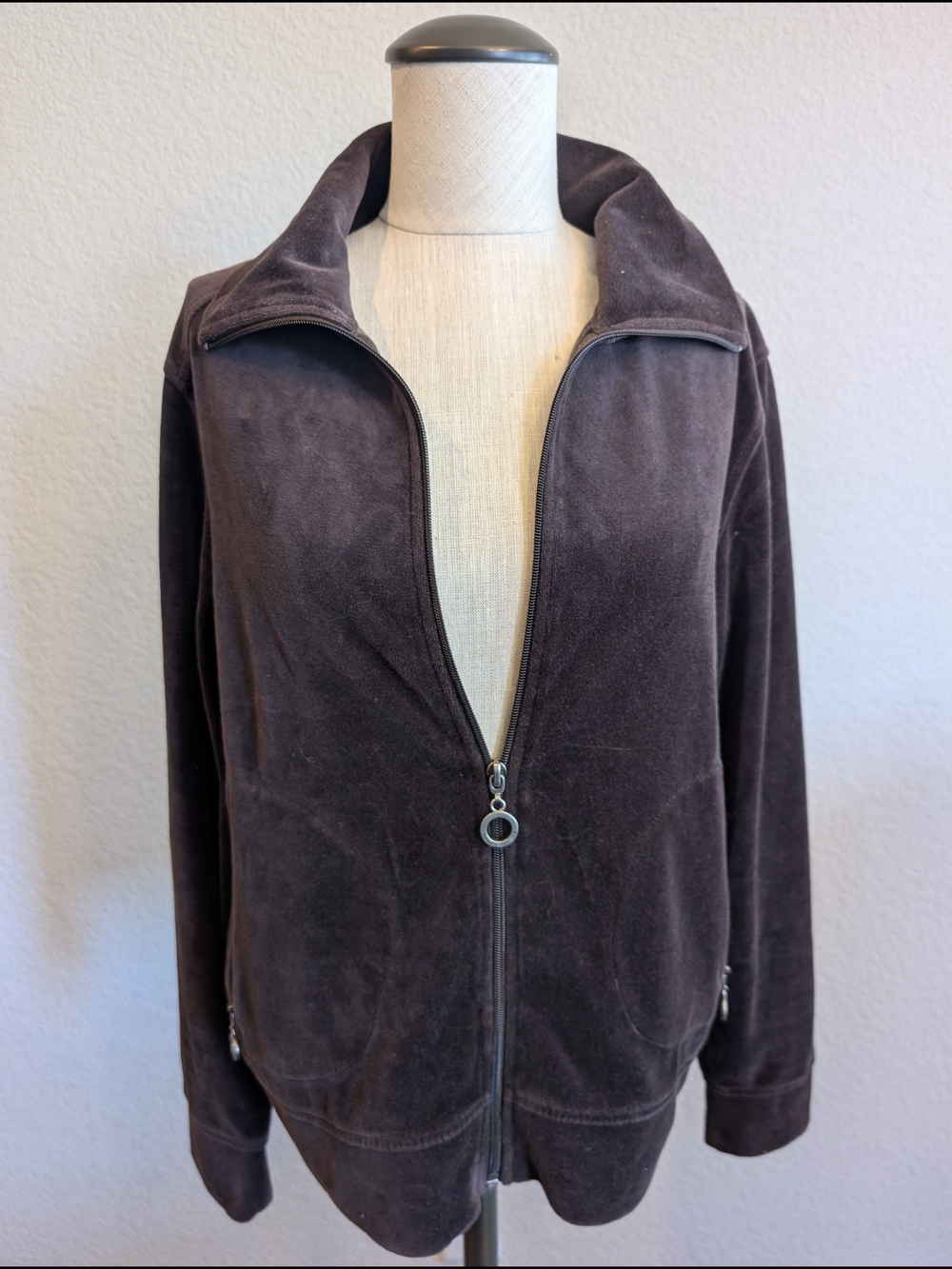 Vintage Fuda Women's Sz M Dark Brown Velour Bomber Jacket - Classic Zip Front